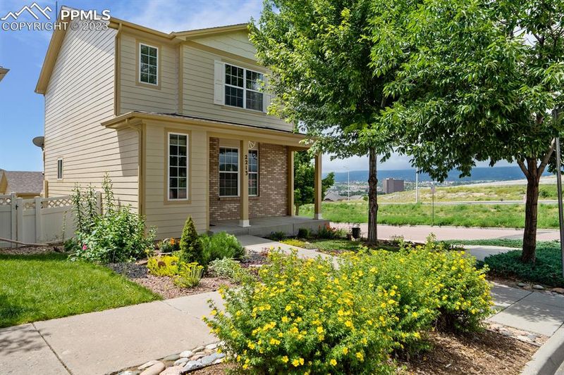 2213 Evesham St, Colorado Springs, CO 80910
