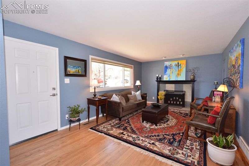 2215 Bennett Ave, Colorado Springs, CO 80909