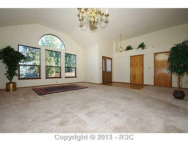 2215 Cloverdale Dr, Colorado Springs, CO 80920