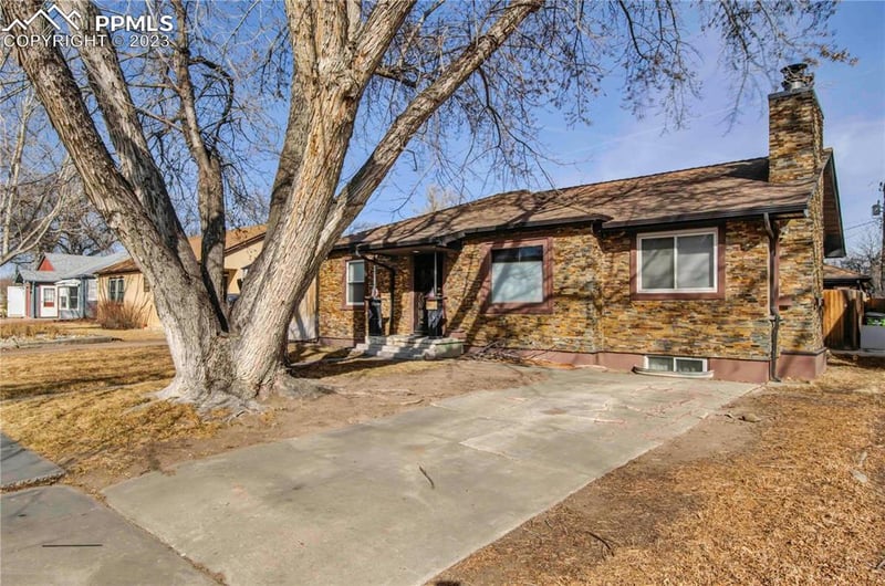 2215 Corona St, Colorado Springs, CO 80907