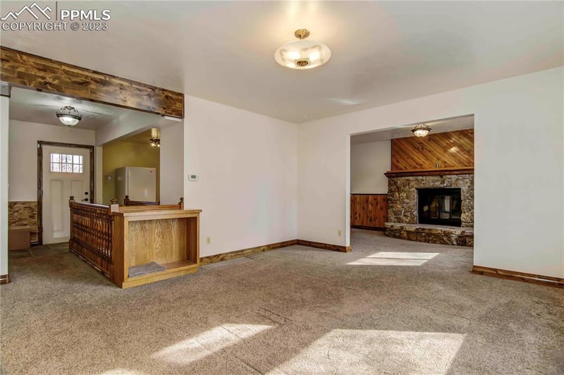 2215 Corona St, Colorado Springs, CO 80907