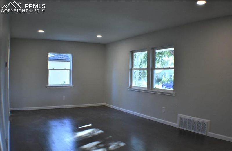 2217 N Franklin St, Colorado Springs, CO 80907