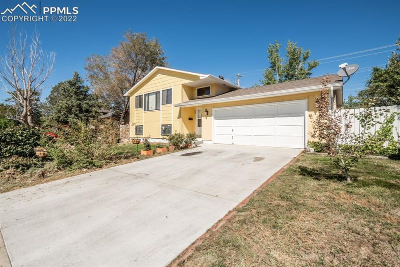 2217 North Dr, Pueblo, CO 81008