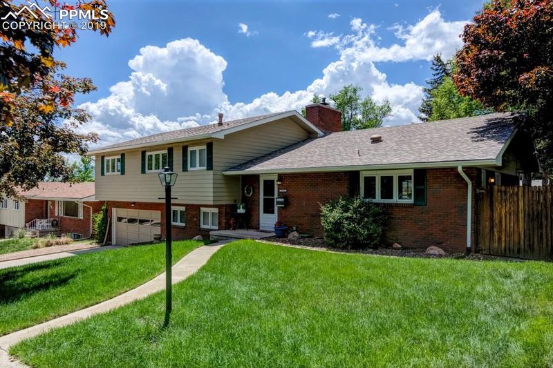 2218 Monteagle St, Colorado Springs, CO 80909