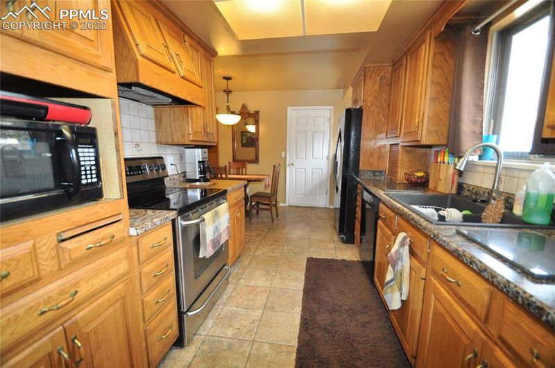 2218 Wold Ave, Colorado Springs, CO 80909