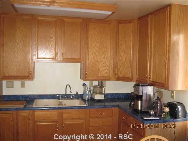 222 Longfellow Dr, Colorado Springs, CO 80910