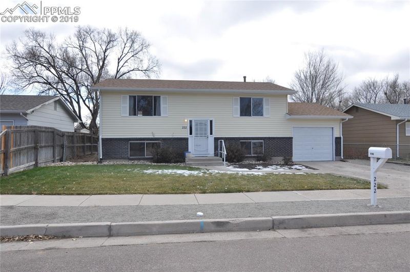 222 Robin St, Fountain, CO 80817