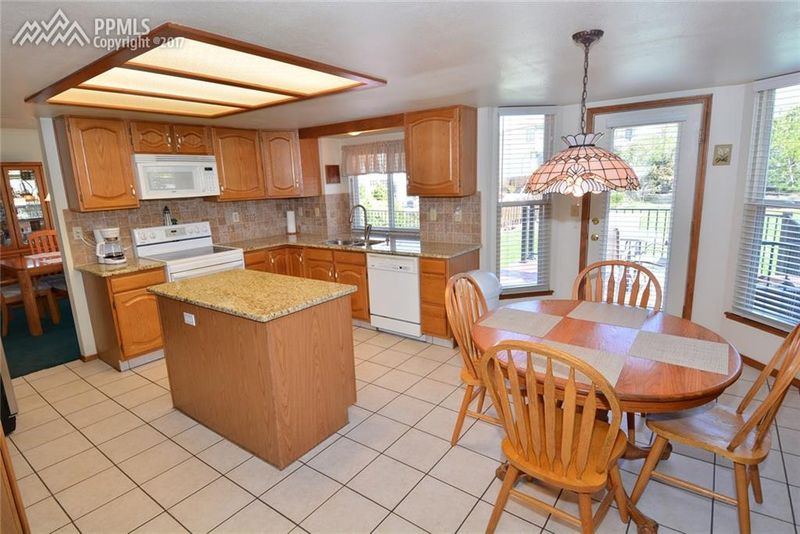 2220 Havenridge Dr, Colorado Springs, CO 80920