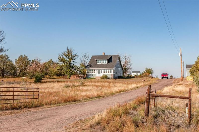 2225 Behrens Rd, Byers, CO 80103