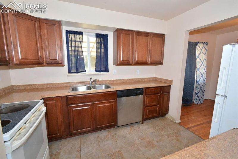 2226 Monterey Rd, Colorado Springs, CO 80910