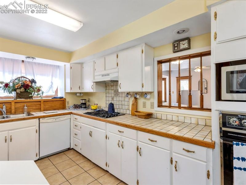 2228 N Main St, Pueblo, CO 81003