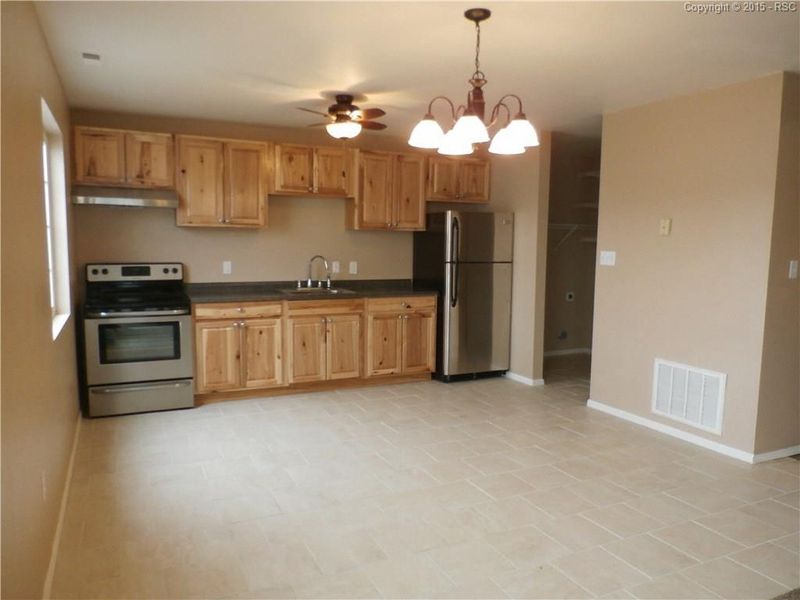 2228 Toronto St, Pueblo, CO 81004