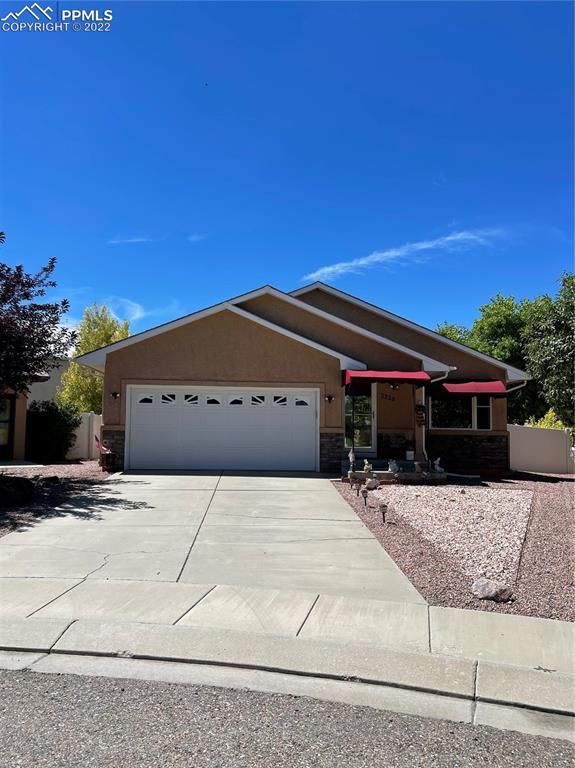 2229 Antelope Way, Pueblo, CO 81005