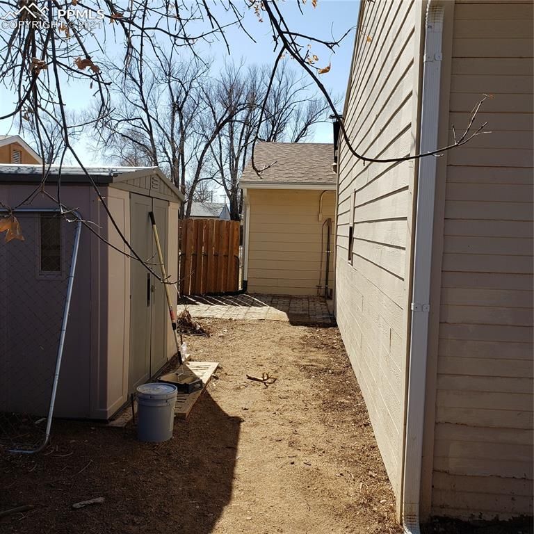 2229 Ivanhoe Dr, Colorado Springs, CO 80911