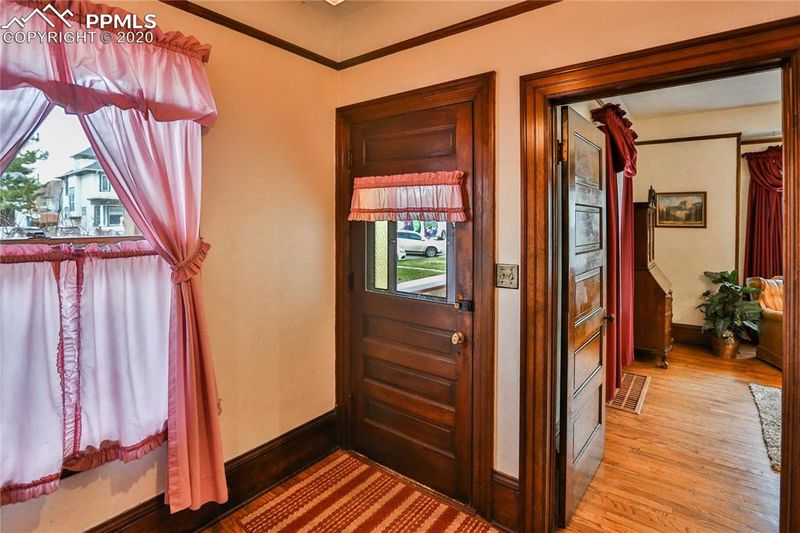 223 E Monument St, Colorado Springs, CO 80903