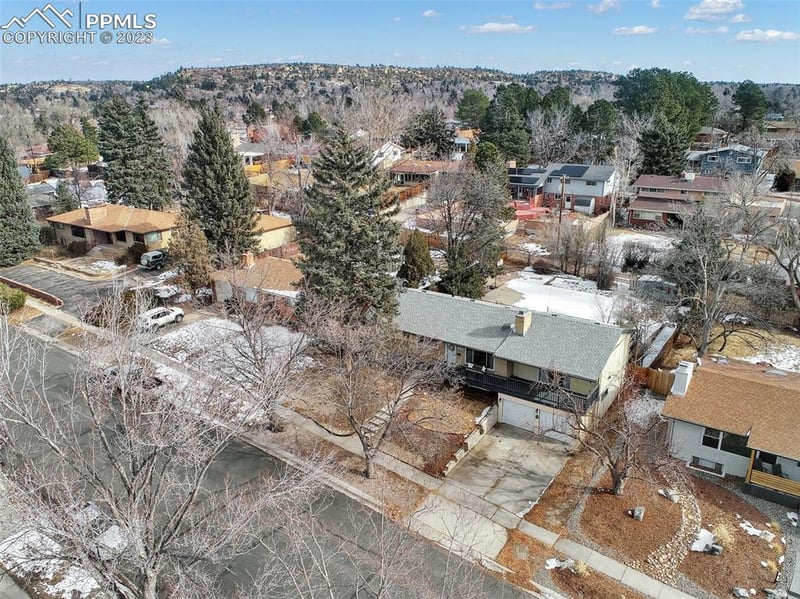 2231 Condor St, Colorado Springs, CO 80909