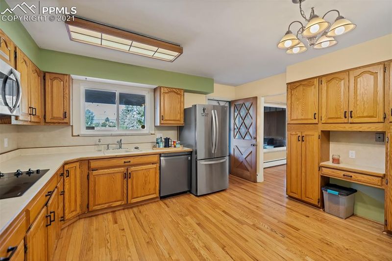 2232 Monteagle St, Colorado Springs, CO 80909