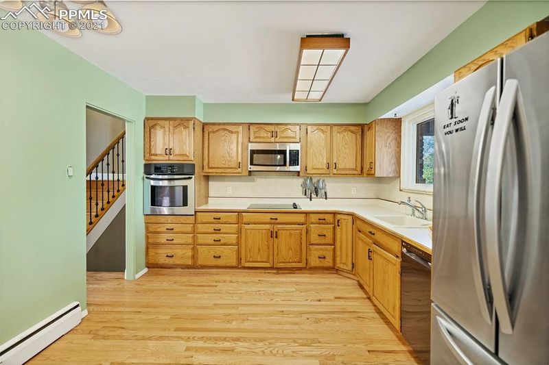 2232 Monteagle St, Colorado Springs, CO 80909