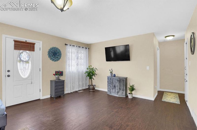2233 Bison Dr, Colorado Springs, CO 80911
