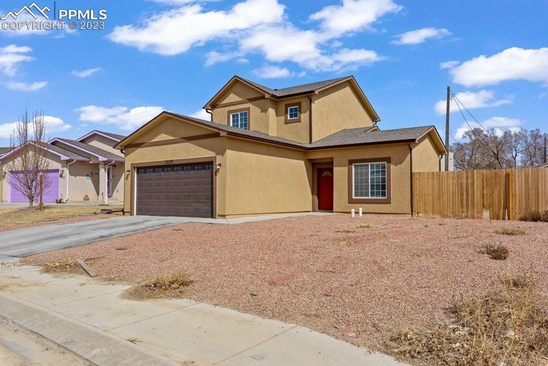 2233 Cruz Ct, Pueblo, CO 81003