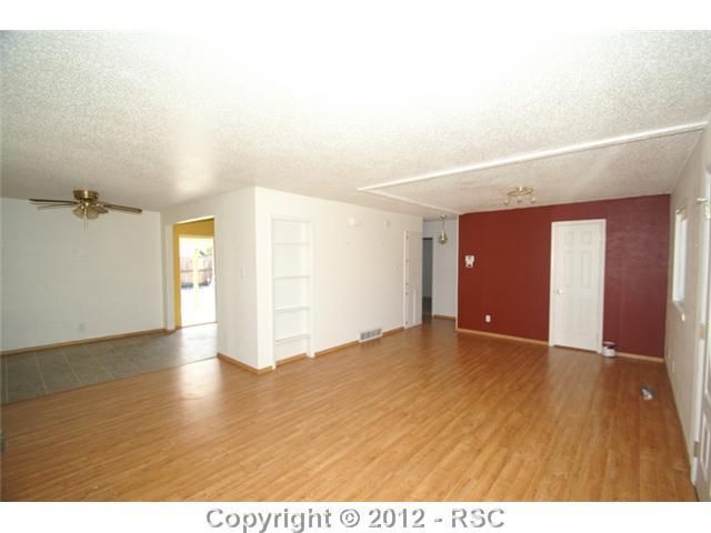 2234 Ivanhoe Dr, Colorado Springs, CO 80911