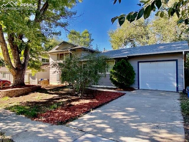 2236 Fernwood Dr, Colorado Springs, CO 80910