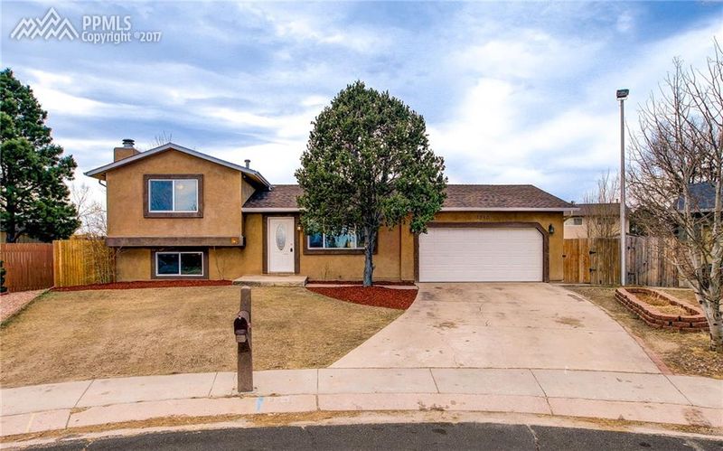 2240 Cather Cir, Colorado Springs, CO 80916