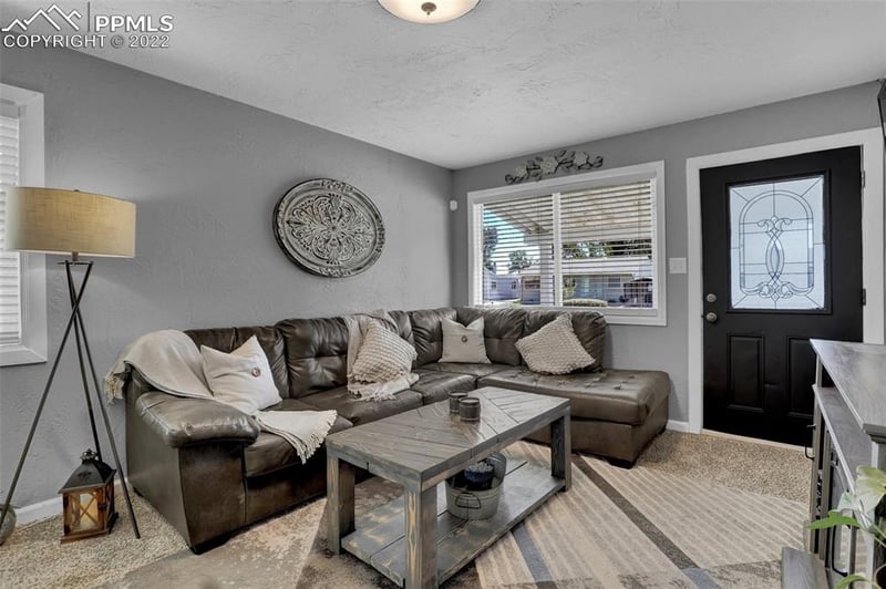 2245 Ivanhoe Dr, Colorado Springs, CO 80911