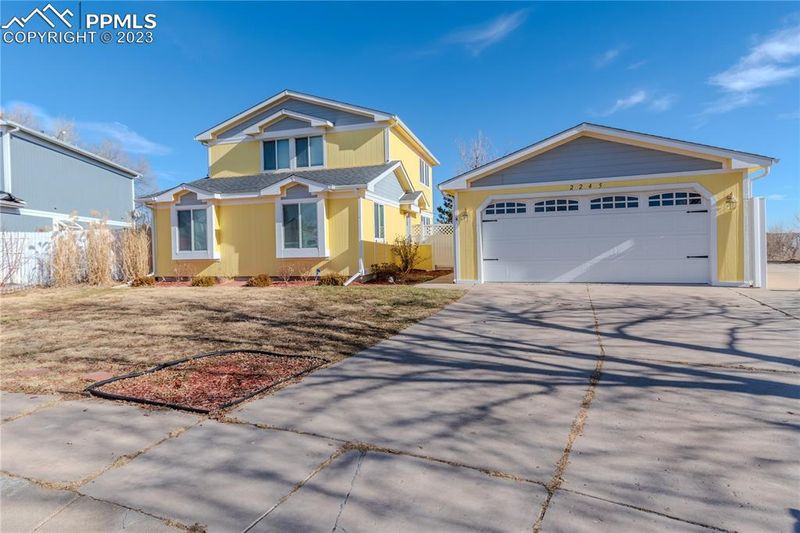 2245 Moccassin Dr, Colorado Springs, CO 80915