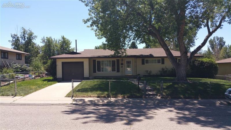 225 Esther Dr, Colorado Springs, CO 80911