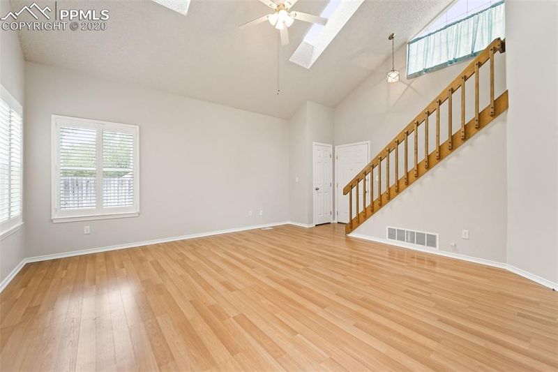 225 Marsh Ct, Colorado Springs, CO 80911