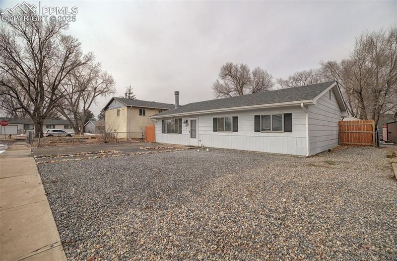 225 Robin St, Fountain, CO 80817