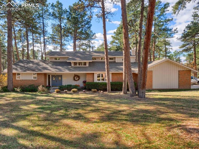 225 Woodmoor Dr, Monument, CO 80132