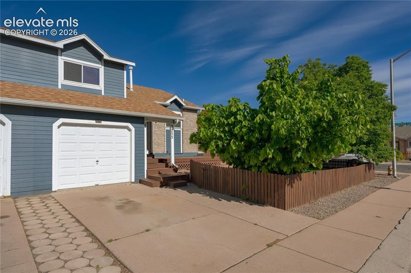 2255 Del Mar Dr, Colorado Springs, CO 80910