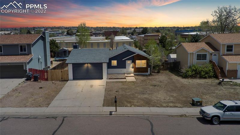 2255 Heathercrest Dr, Colorado Springs, CO 80915