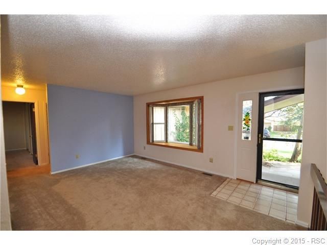 2255 Roundtop Dr, Colorado Springs, CO 80918