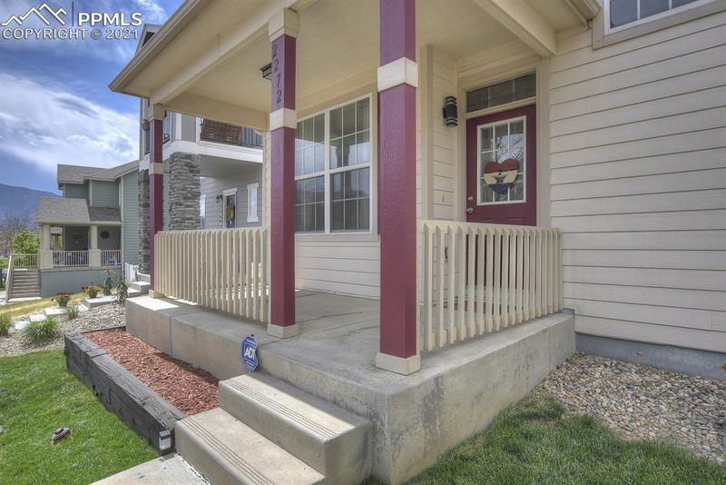 2272 Evesham St, Colorado Springs, CO 80910