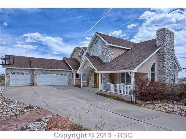 2275 Oak Hills Dr, Colorado Springs, CO 80919
