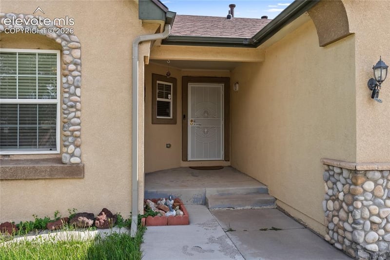 2275 San Marcos Dr, Colorado Springs, CO 80910