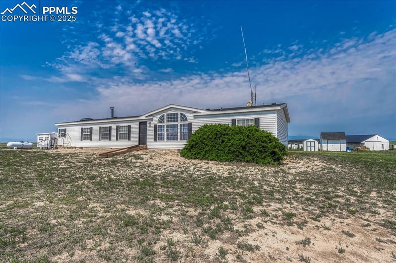 22750 Sagebrush Ln, Colorado Springs, CO 80928