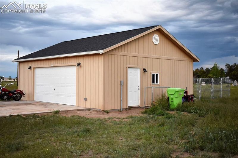 22794 Eagle Dr, Elbert, CO 80106