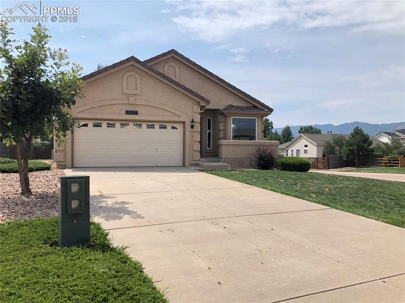 2286 Creek Valley Cir, Monument, CO 80132
