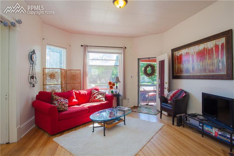 229 E Willamette Ave, Colorado Springs, CO 80903