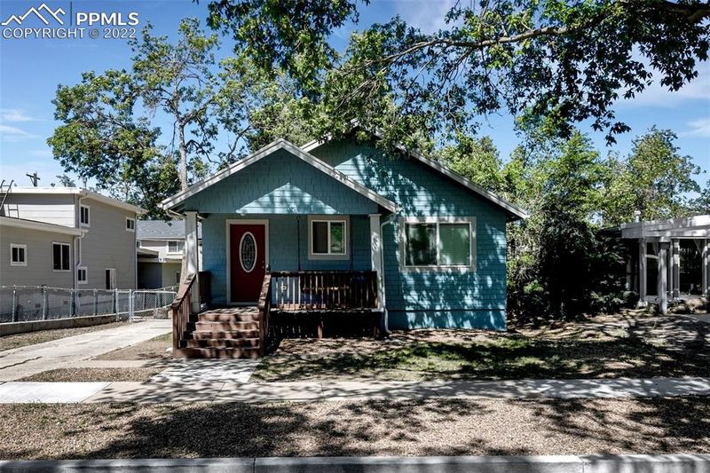 230 N Cedar St, Colorado Springs, CO 80903