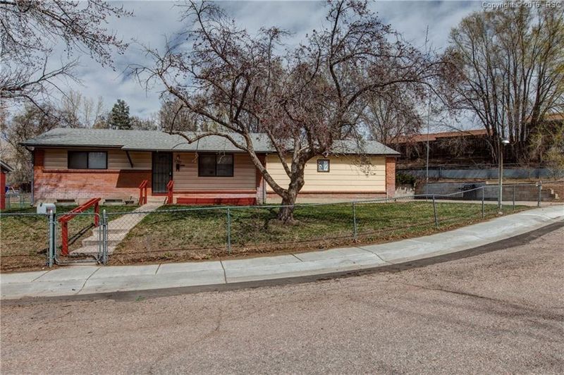 2301 Cactus Dr, Colorado Springs, CO 80911