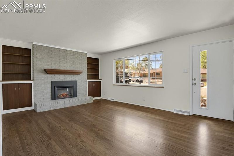 2301 Mcarthur Ave, Colorado Springs, CO 80909