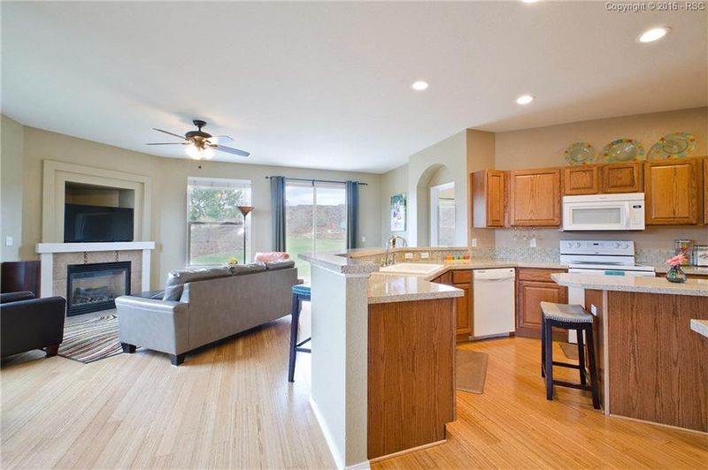 2302 Ledgewood Dr, Colorado Springs, CO 80921