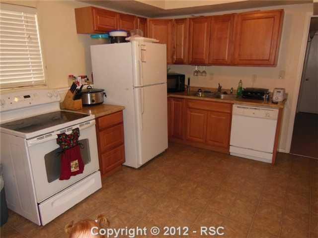 2304 Broadway Ave, Colorado Springs, CO 80904