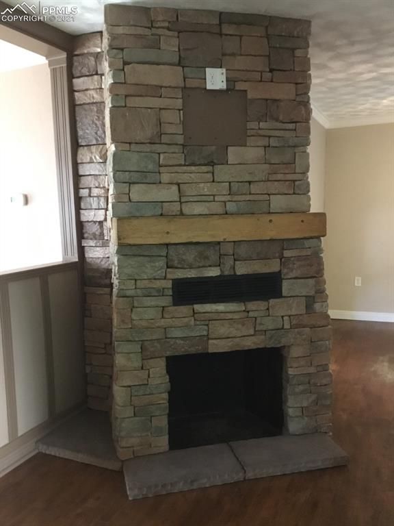 2305 W Cucharras St, Colorado Springs, CO 80904