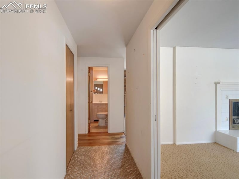 2306 Bedford Ln, Colorado Springs, CO 80909